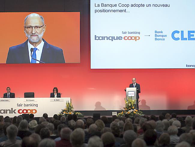 Die Neupositionierung der "Bank Coop" ist einen Schritt weiter: An der Generalversammlung vom 20. April wurde die Änderung des Namens auf "Bank Cler" gutgeheissen. Zudem wurde Andreas Stamm zum Nachfolger von Verwaltungsratspräsident Ralph Lewin (Bild) gewählt.