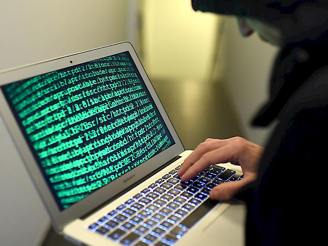 Der Bundesrat will die Schweiz vor Cyber-Risiken schützen. (Symbolbild)