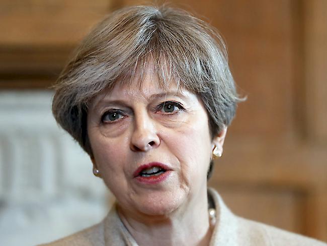 Die britische Premierministerin gibt nicht nach und geht auf Konfrontationskurs mit den EU-Staats- und Regierungschefs.