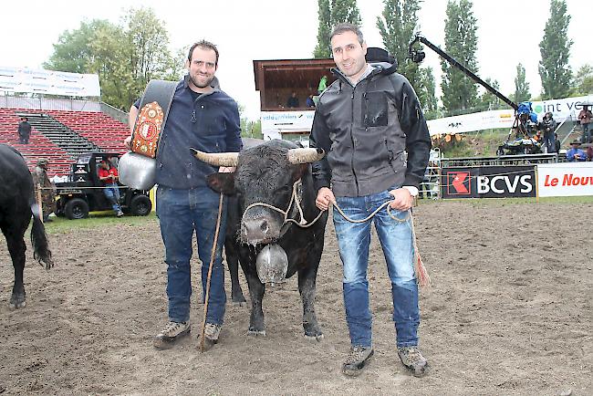 Urban Schnydrig und Horst Wyssen aus Agarn mit «Cyclamen» klassierten sich im 4. Rang im Nationalen Finale der Rinder.