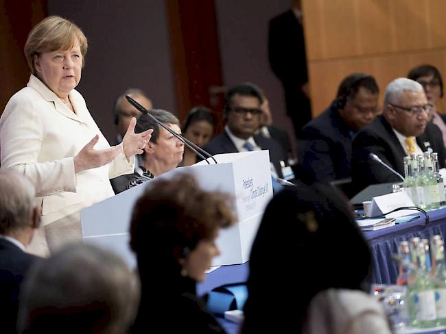 Angela Merkel spricht am Dienstag am "Petersberger Klimadialog" in Berlin.