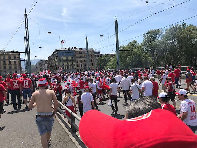 Fanmarsch der Sittener ins Stade de Genève, wo um 16.00 Uhr zum 14. Sittener Cupfinal angepfiffen wird. 