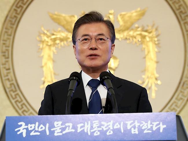 Südkoreas Präsident Moon Jae In ruft Nordkorea und die USA dazu auf, weitere Provokationen zu unterlassen.
