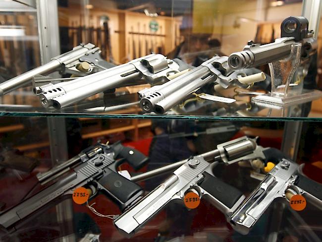 Wie viele Waffen sich in der Schweiz in Privatbesitz befinden, ist nach wie vor unbekannt. (Archivbild)