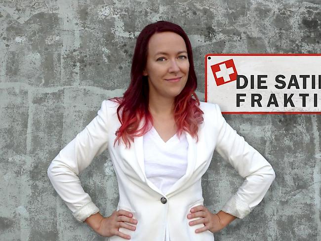 Die Berner Komikerin Lisa Catena will die Schweizer Satire bissiger, böser und schneller machen. Am 20. September startet ihr Radioformat "Die Satire-Fraktion". (Pressebild)