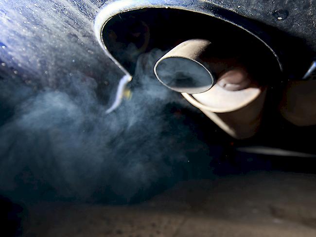 Die Tricks der Hersteller von Dieselautos führten zu Stickoxid-Emissionen deutlich über den erlaubten Grenzwerten. Und damit in Europa zu 5000 zusätzlichen vorzeitigen Todesfällen. (Themenbild)
