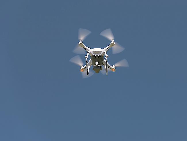 Drohnen stellen eine immer grössere Gefahr für die zivile Luftfahrt dar, wie neue Zahlen aus Deutschland wieder zeigen (Archiv)