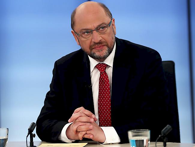 Die SPD hat bei den Bundestagswahlen eine schwere Schlappe eingefahren: 
Kanzlerkandidat und SPD-Chef Martin Schulz hat Kanzlerin Angela Merkel am Wahlabend scharf angegriffen und sie für das starke Abschneiden der AfD verantwortlich gemacht.