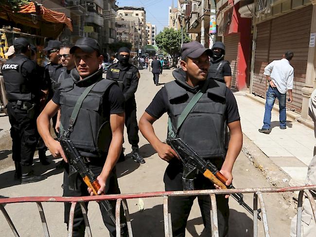 In Ägypten sind bei Gefechten mit mutmasslichen Extremisten Dutzende Polizisten getötet worden. (Archiv)