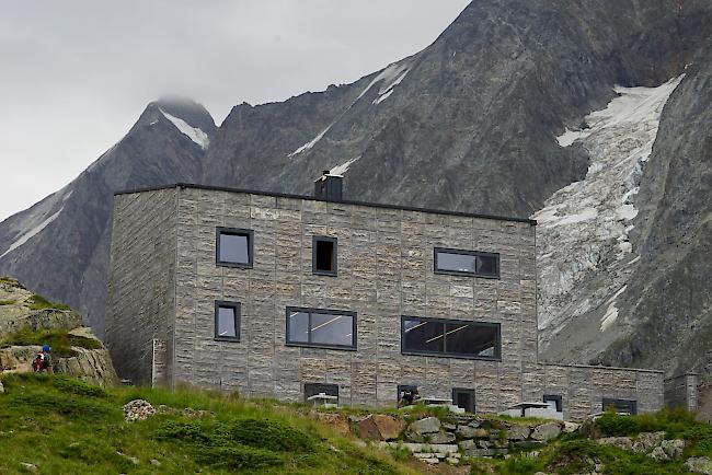 In der Anenhütte im Lötschental kam es zum Wortgefecht zwischen dem Hüttenbesitzer und einem Bergführer.