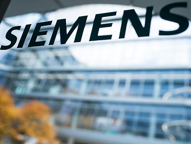 Siemens muss erneut den Sparhebel ansetzen und baut Stellen ab. (Archivbild).