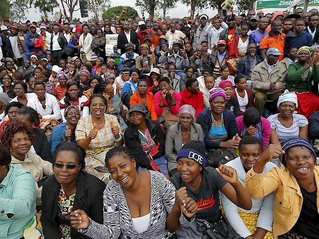 Die Stimmung bei den Protesten in Harare war fröhlich.