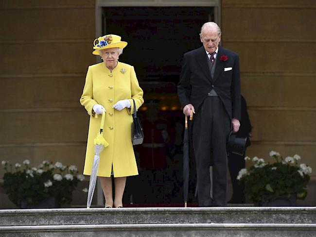 Königin Elizabeth und Prinz Philip sind das erste amtierende britische Königspaar, das so lange verheiratet ist. (Archivbild)