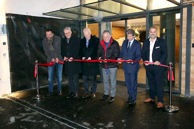 Feierlicher Akt. In Anwesenheit von Staatsrat Jacques Melly ist am Donnerstag das erste Swisspeak Resorts eröffnet worden.