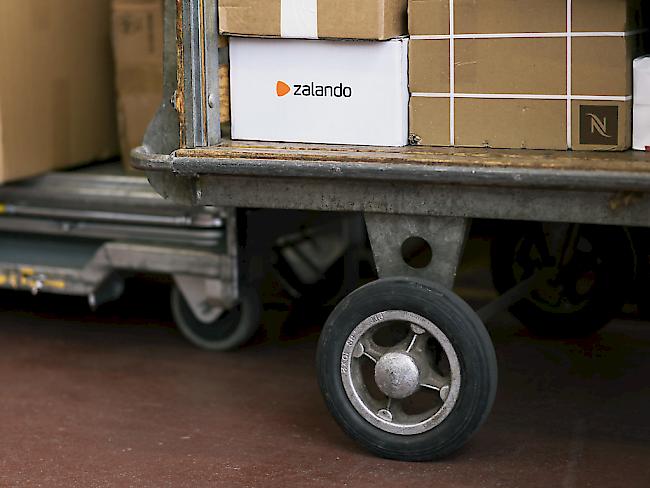 Die Retouren von Zalando-Päckli werden von Schweizer Subunternehmen abgefertigt. (Archiv)