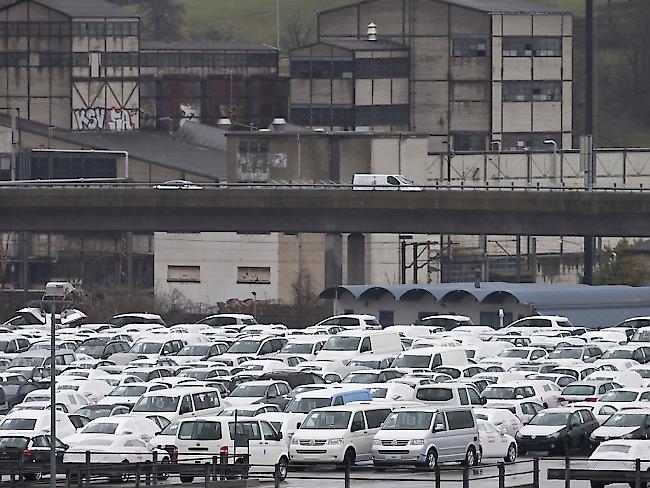 Die Konsumentenschützer wollen von VW und Amag Schadenersatz wegen der manipulierten Messwerte bei Abgastests.