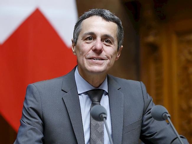Bundesrat Ignazio Cassis betont, dass die Schweiz nicht automatisch europäisches Recht übernehme.