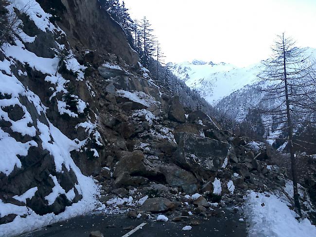 Am 13. Januar hat sich ein Felssturz beim Forclaz-Pass ereignet.