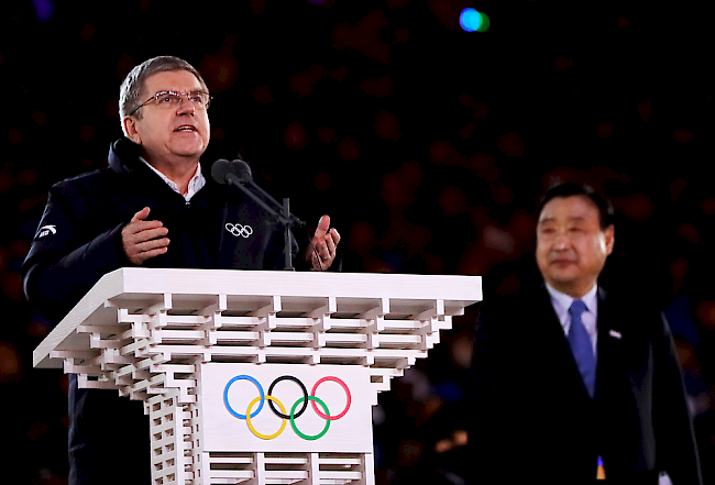 IOC-Präsident Thomas Bach richtet ein paar Worte an die Anwesenden.