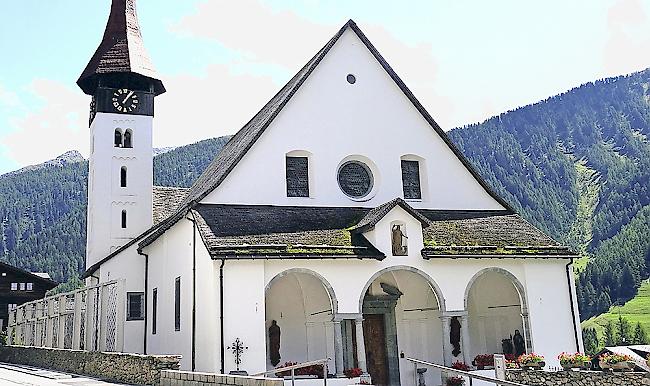 Im Goms wird es dieses Jahr trotz Priestermangels in den drei Dörfern Biel, Oberwald und Münster (Bild) eine Fronleichnamsfeier geben.