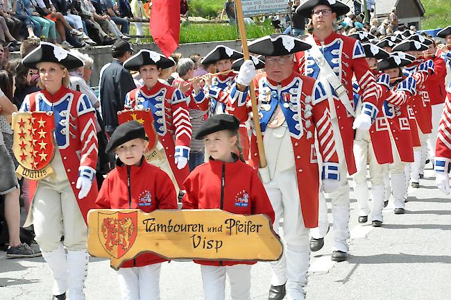Impressionen des 77. Oberwalliser Tambouren- und Pfeiferfests in Saas-Balen.