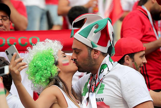 Freude der Iranerinnen und Iraner am stolzen Auftritt ihres Teams. Trotz Niederlage.