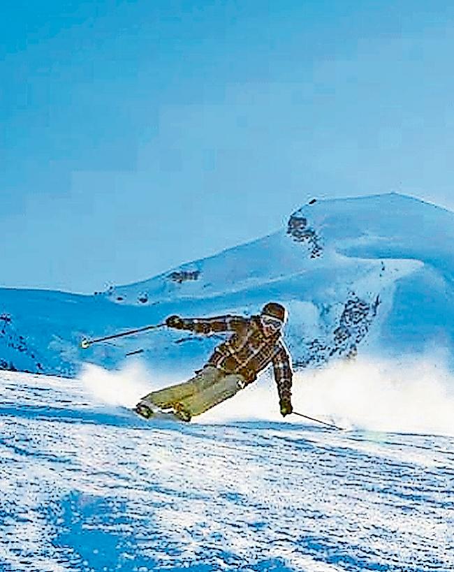 Besitzer einer Valais Ski Card können über  40 Wintersport-Destinationen nutzen.