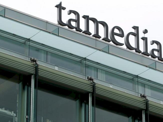 Tamedia-Logo am Medienhaus in Zürich (Archiv)