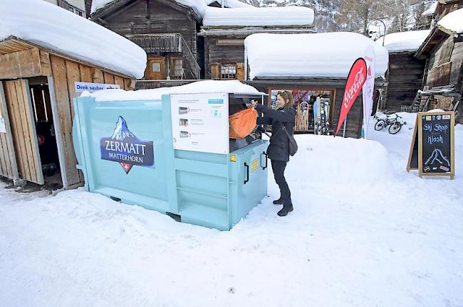 Für das Entsorgen von Kehricht soll in Zermatt zukünftig mehr bezahlt werden.