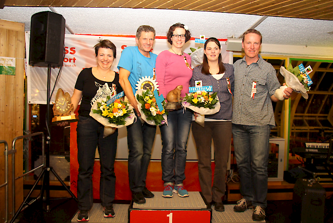 Siegerinnen und Sieger SVSE-Schweizermeisterschaften Alpin/Langlauf 2015 (von links): Fabienne Felder (ESV Luzern), Werner Huber (EWF Herisau), Annina Strupler (ESV BLS), Ursina Hueber (EWF Herisau) und Beni Tresch (ESC Erstfeld). Auf dem Bild fehlt Dölf Alpiger (EWF Herisau).