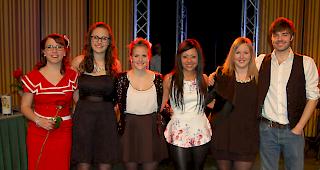 Die Kandidaten: Vanessa Belinda Furger, Florence Gottsponer, Alessia Inderkummen, Kristina Escher, Maria Abgottspon, Richard Baker.