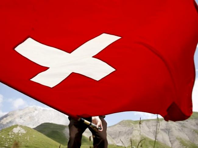 Walliser Schüler sollen die Nationalhymne lernen. (Symbolbild)