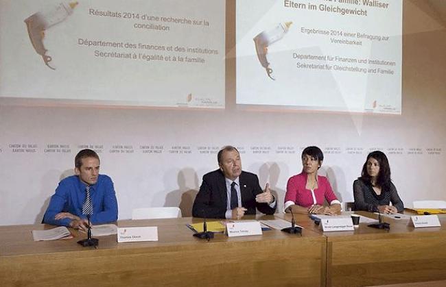 In Sitten fand eine Pressekonferenz zum Thema Vereinbarkeit von Familie und Beruf statt.