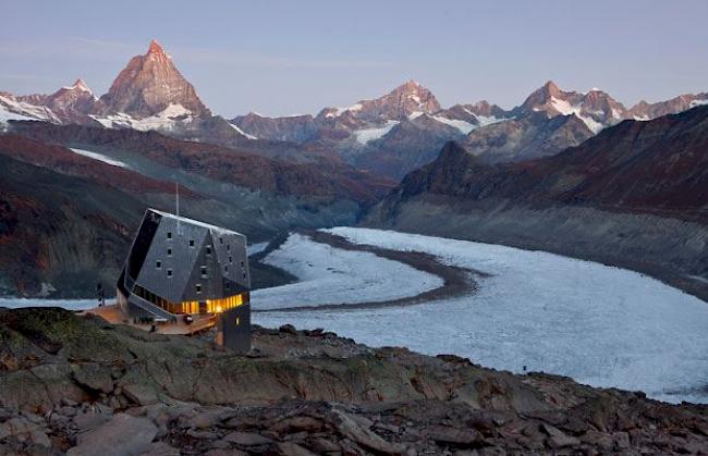 In der Monte-Rosa-Hütte hat es Platz für 120 Übernachtungsgäste.