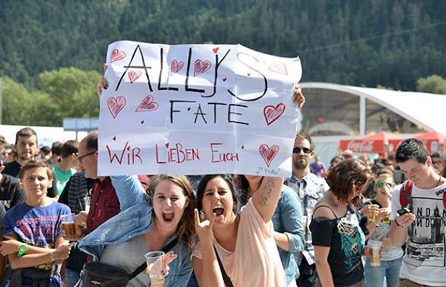 Die Besucher am Open Air Gampel dürfen sich erfahrungsgemäss auf gutes Wetter gefasst machen - so auch am Donnerstag.