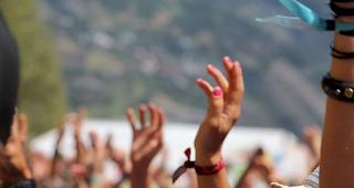 «Nur die Hände hoch - ohne Selfie-Sticks» (Archiv)