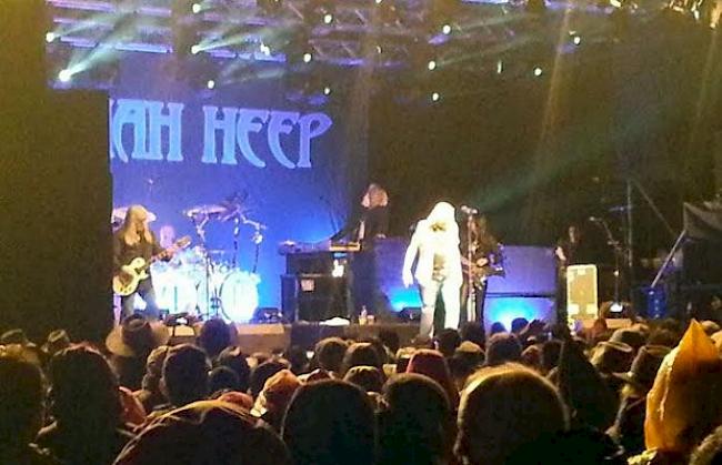 «Uriah Heep» spielten bei strömendem Regen. Das Publikum störte das nicht.