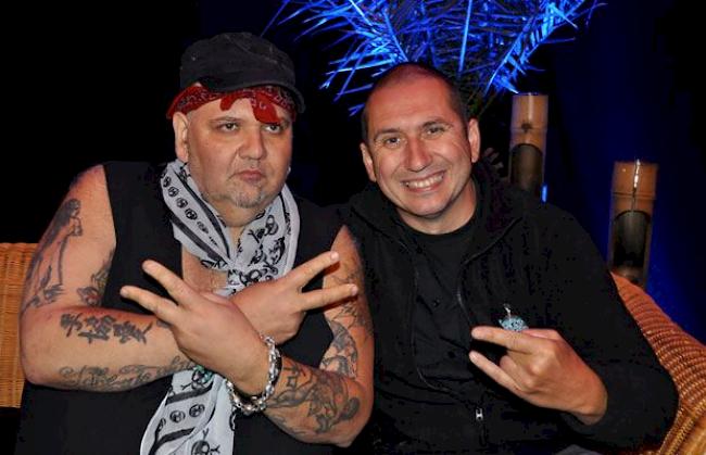 Silvio Caldelari, OK-Chef des Festivals mit Popa Chubby im Backstage-Bereich.