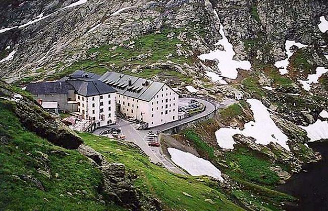 Hospiz auf dem Grossen St. Bernhard