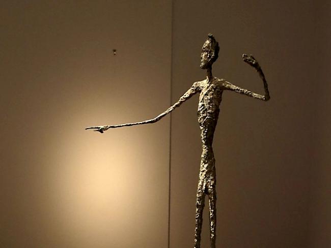 "Zeigender Mann" von Alberto Giacometti erzielt Rekordpreis