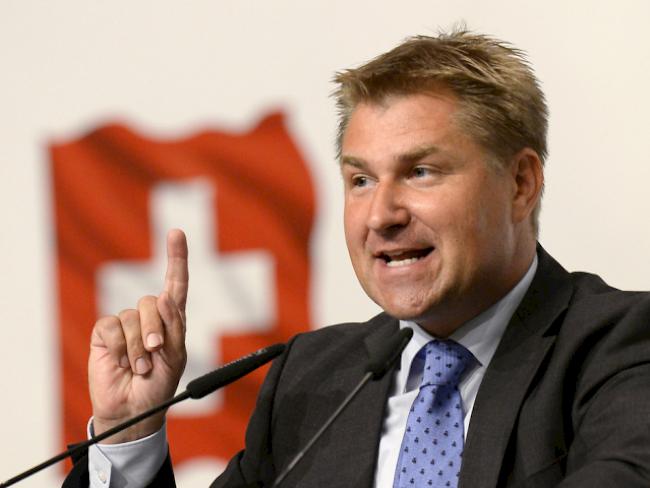 Toni Brunner an der DV der SVP Ende August (Archiv)