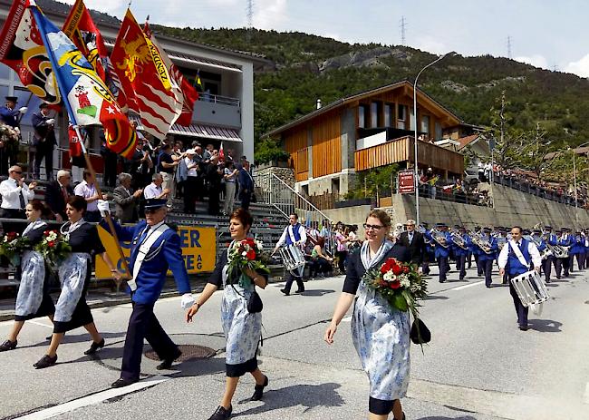 Oberwalliser Musikfest in Varen am Sonntag