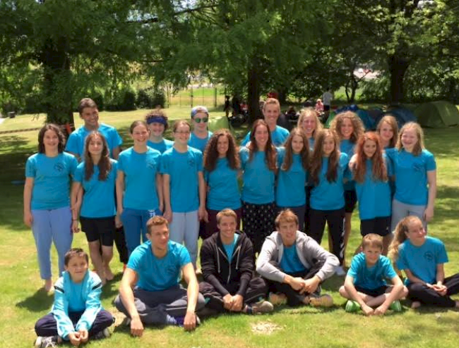 23 Schwimmerinnen und Schwimmer waren für den OW88 am Wochenende in Renens am Start.