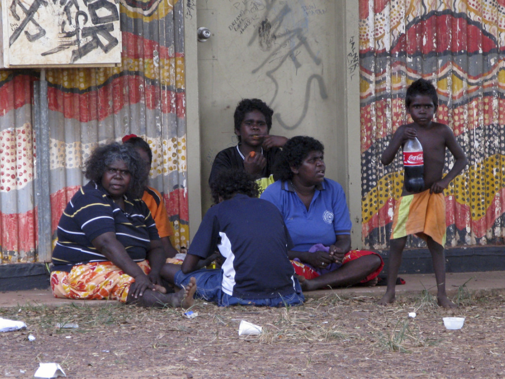 Amnesty kritisiert häufige Inhaftierung von AborigineJugendlichen 1815.ch