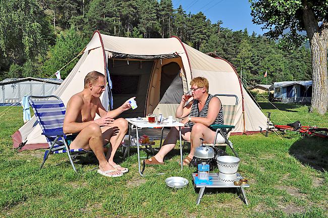 Urlaub im Wallis? Seit der Aufhebung des Mindestkurses ist die Schweiz für Gäste aus dem Euroraum weniger lukrativ geworden.