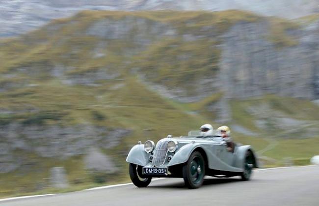 Ein Oldtimer am Klausenrennen 2013