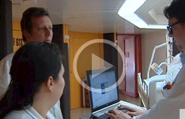 Mehrere Ärzte am Spital Wallis wollen, dass der Chefchirurg Vincent Bettschart sofort geht.
