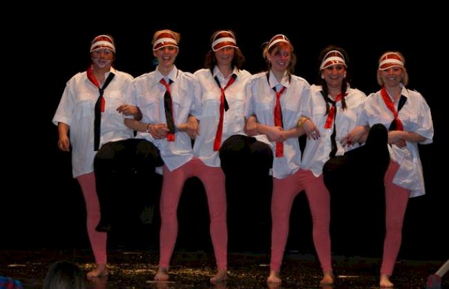 Impressionen vom Bunten Nachmittag in Simplon Dorf. 