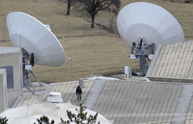 Ein Mann mit Gasmaske und Luftgewehr sorgte am vergangenen Samstag für einen Grosseinsatz der Polizei.