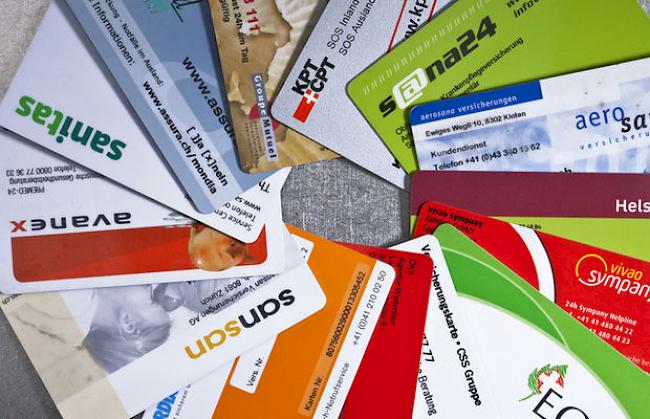Versicherungskarten von verschiedenen Krankenkassen